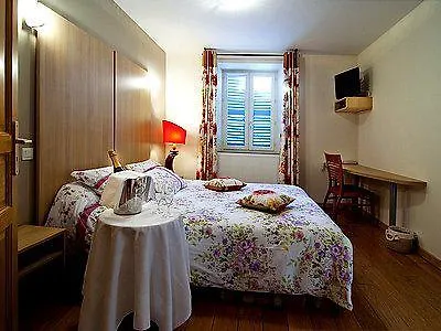 Logis Le Jardin Des Thermes Sail-sous-Couzan