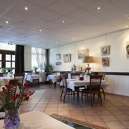 Otel Logis Le Jardin Des Thermes Sail-sous-Couzan